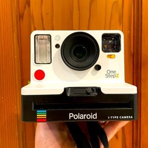 SOLD Polaroid I-Type instant camera